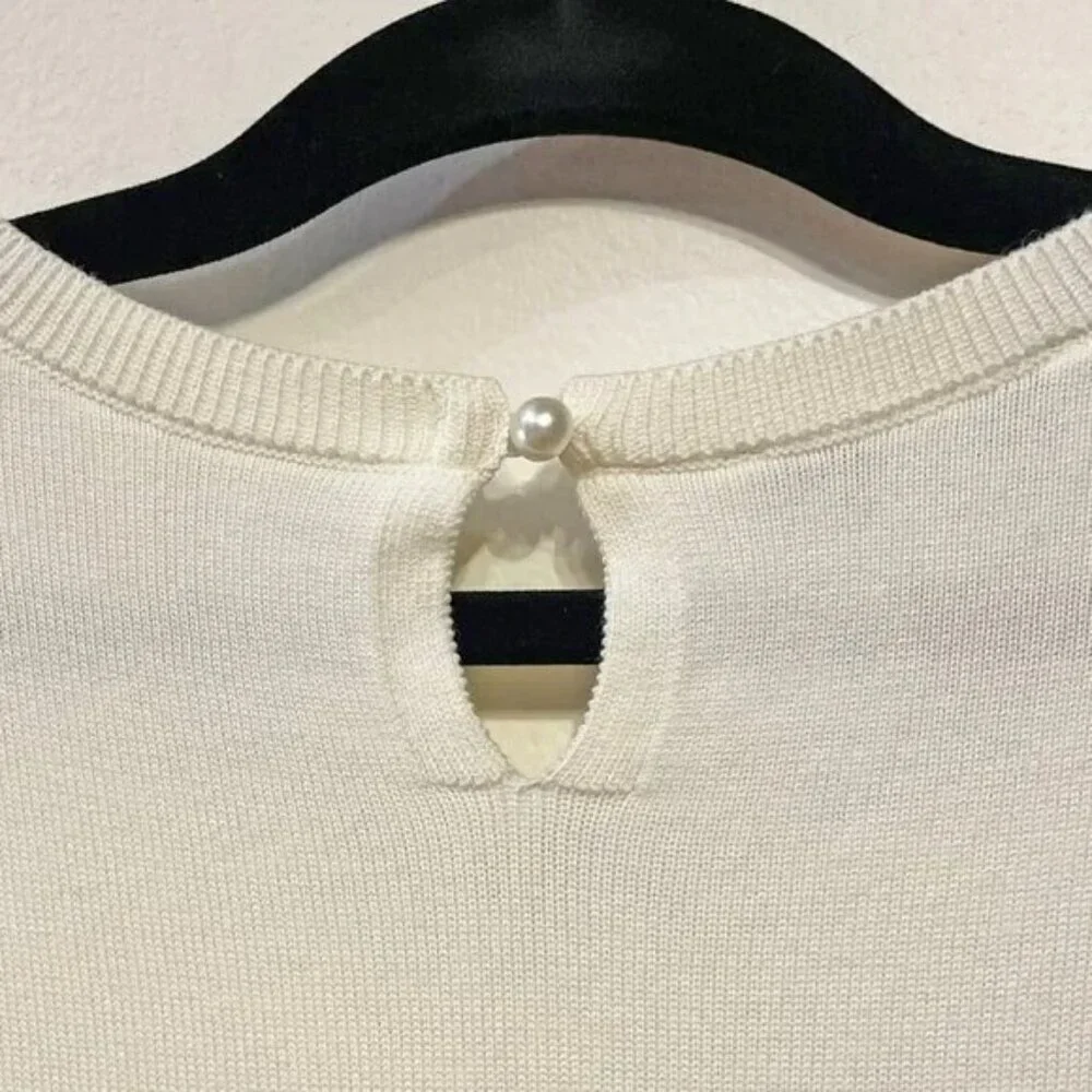 Like New Talbots Embellished Short Sleeve Sweater Cream Small
